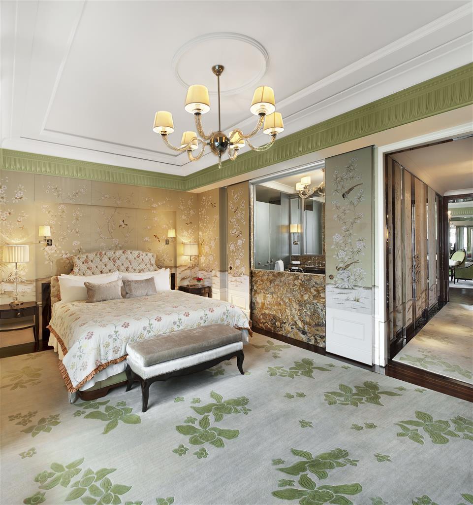 The St. Regis 5*