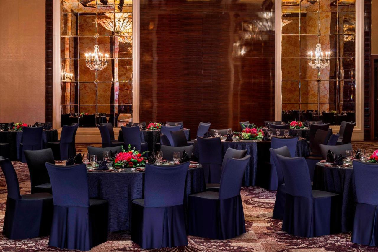 Khách sạn The St. Regis