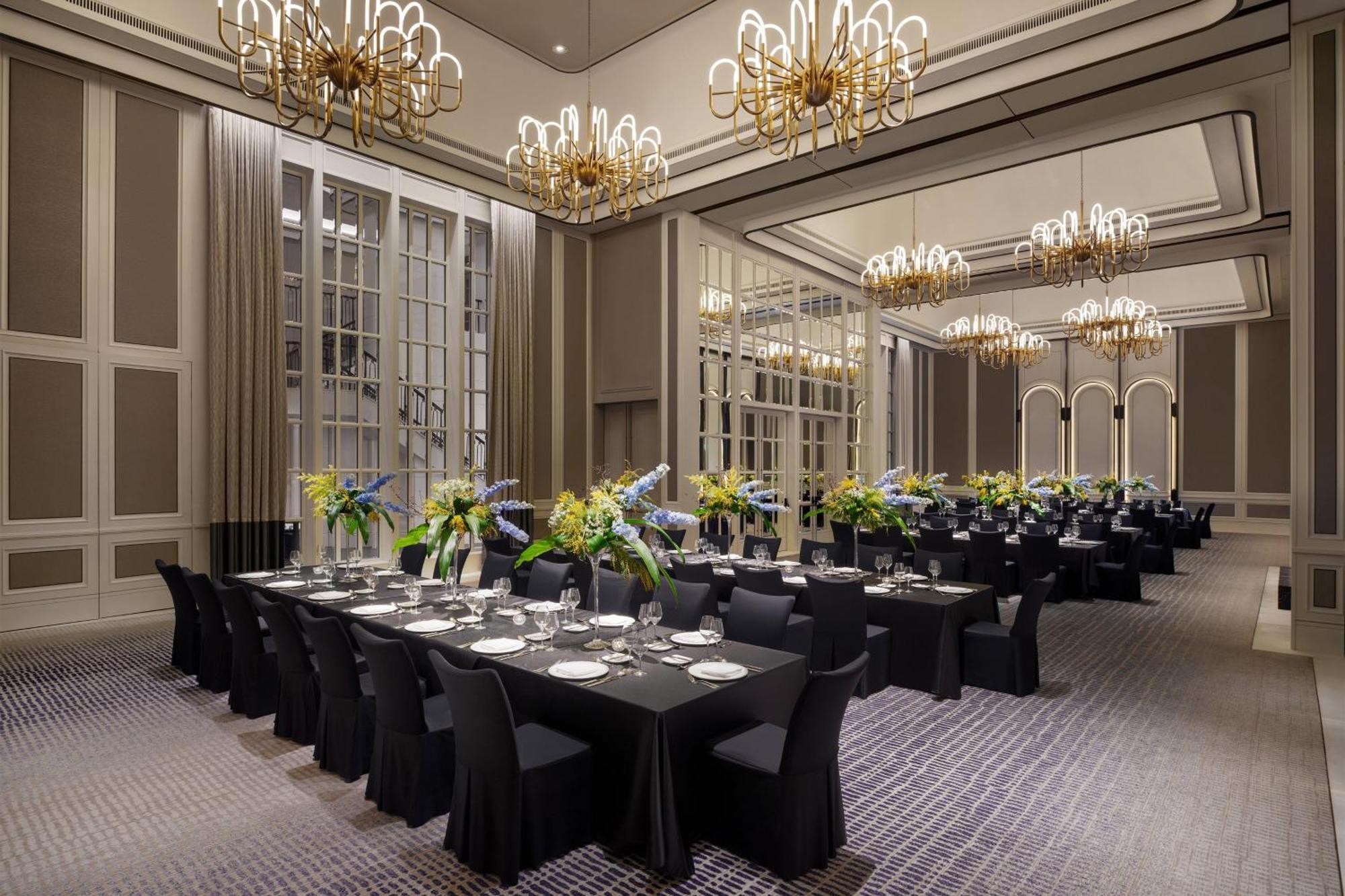Khách sạn The St. Regis 5*