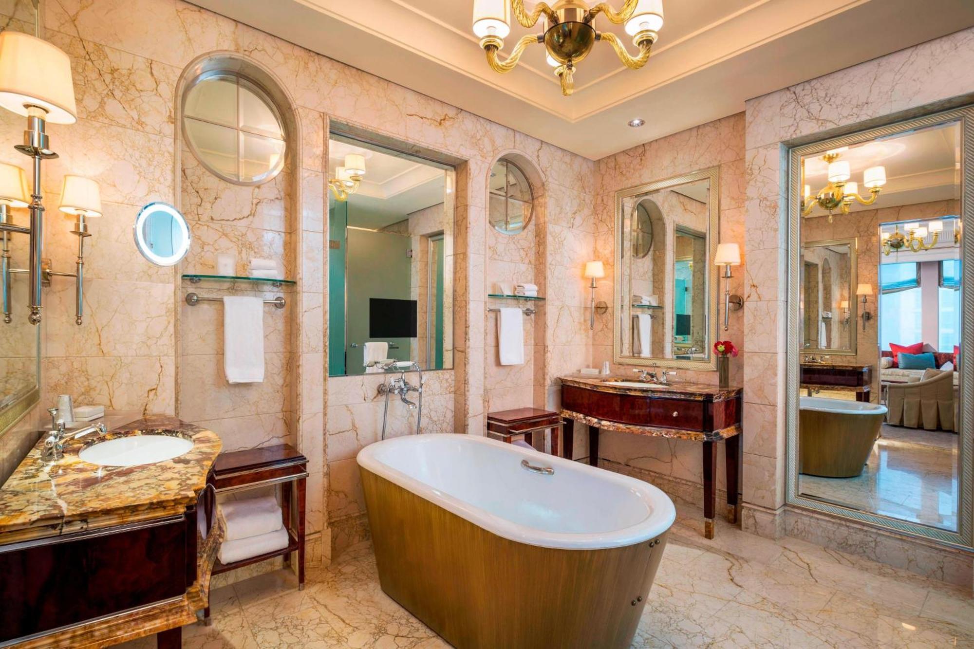 The St. Regis 5* Singapore